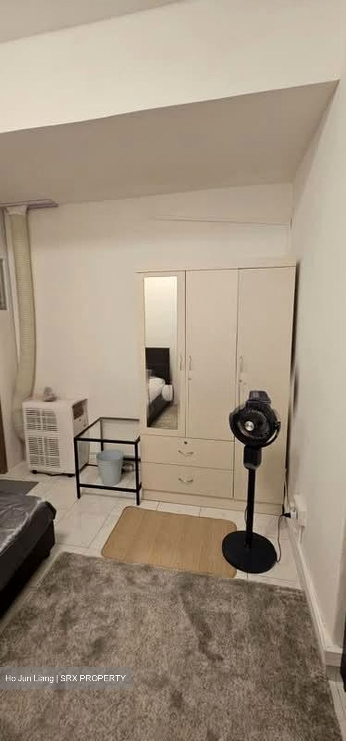 International Plaza (D2), Apartment #598698931